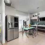 Vilă Articiano Faliraki