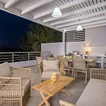 Articiano Villa *