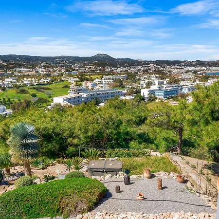 فيلة Articiano *