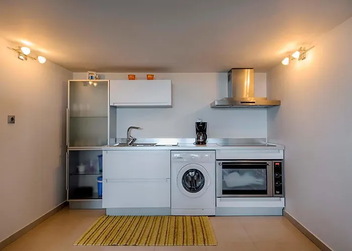 Articiano 法里拉基