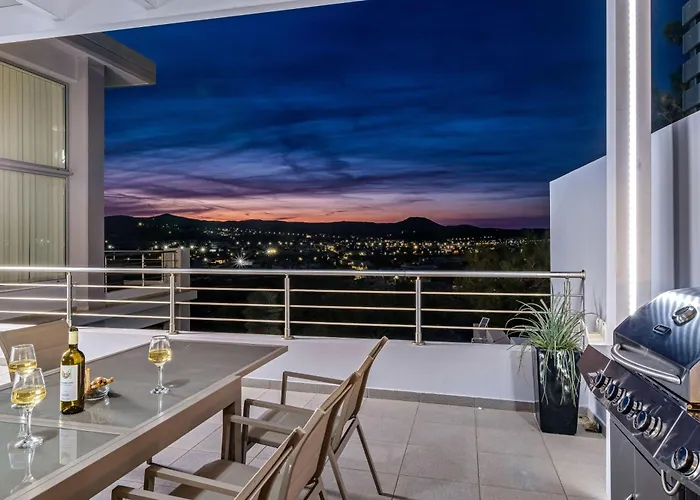 别墅 Articiano 法里拉基